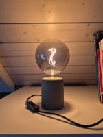 Tischlampe - RÅSEGEL, grau inkl. 2 Glühfadenlampe MOLNART