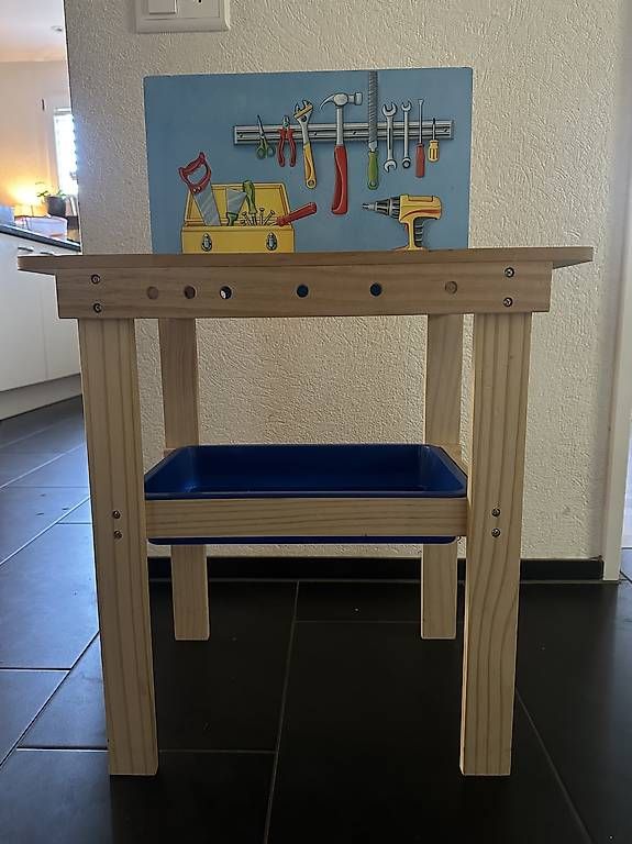 Jouets: Kinderwerkbank mit Holzkonstruktionssets – D'occasion à Eglisau par magier007 2