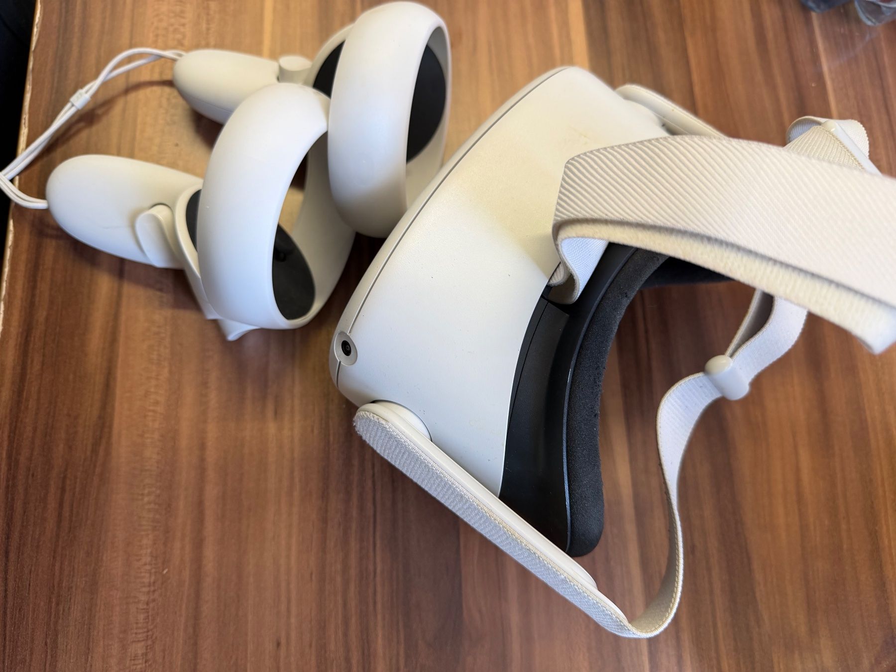 Meta Casque VR: Occulus Quest 2 – D'occasion à Wädenswil par OctagonX