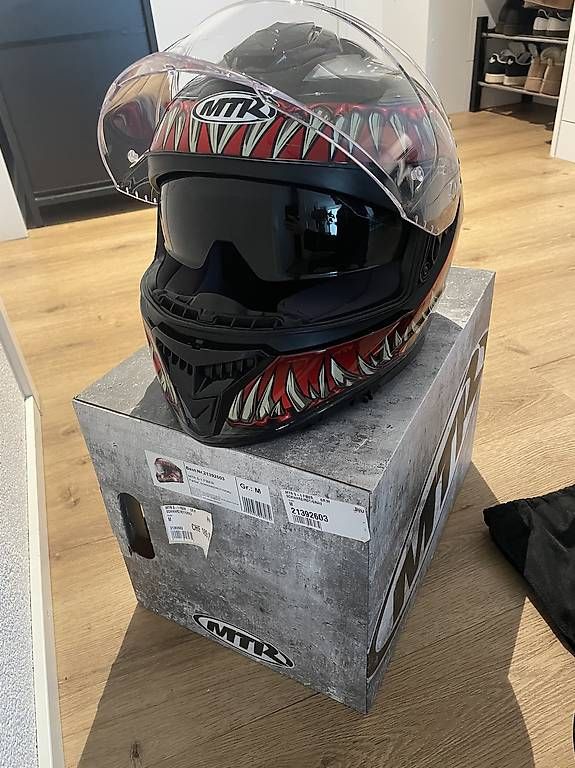 Caschi & visiere: Motorrad Helm – Usato da Rapperswil SG venduto da kyrahueppi 1
