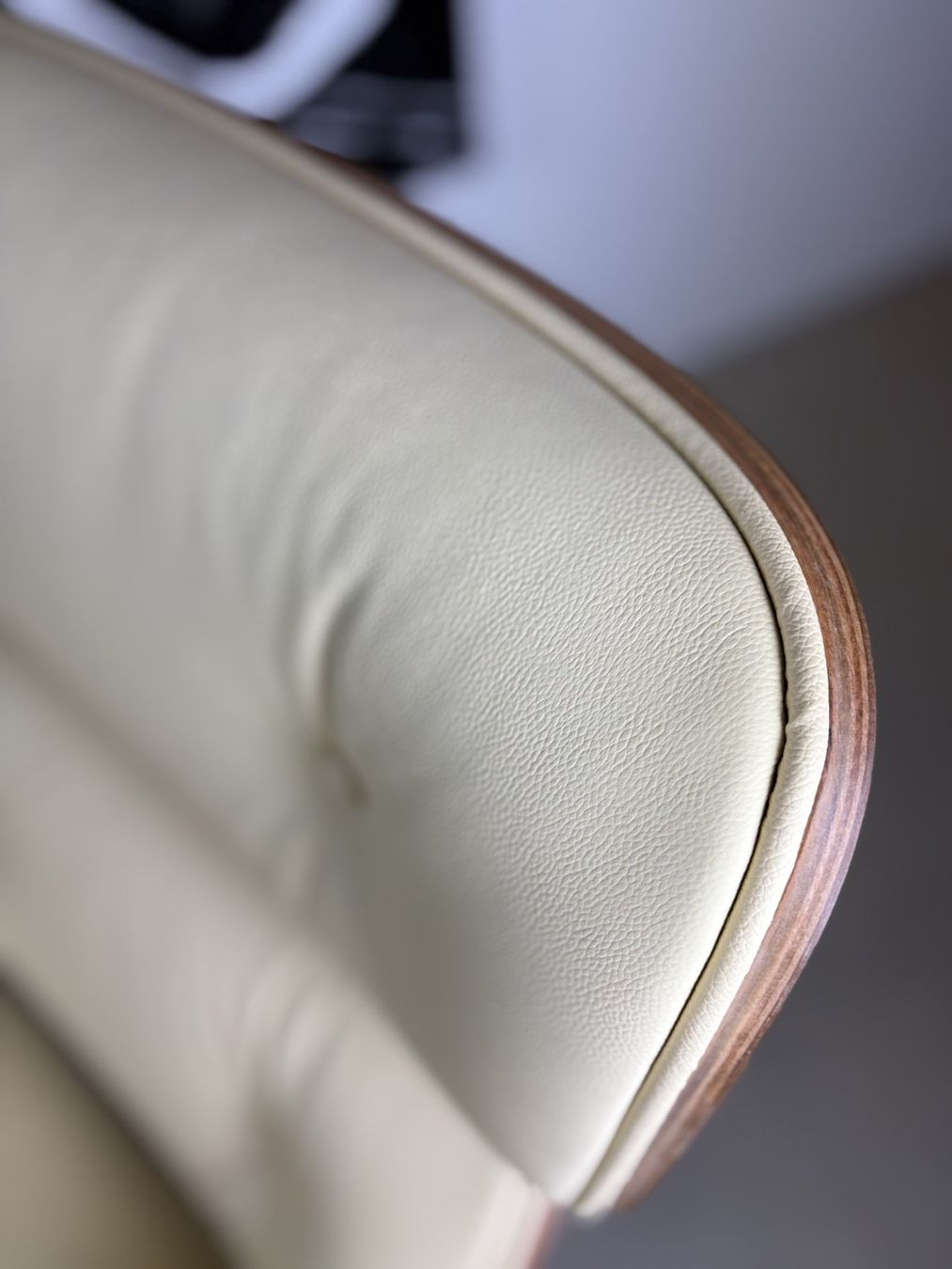Poltrone: Designer Lounge Sessel und Ottoman, Echtes Leder – Nuovo e nell'imballaggio originale da Münchenstein venduto da AndreHaus 7