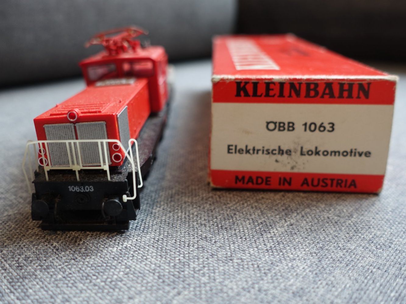 Kleinbahn Modellini di ferrovie: KLEINBAHN E-Lok ÖBB 1063, HO - DC – Usato da Wallbach venduto da Sarrows 3