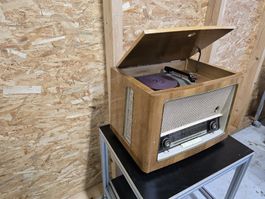 Retro Siemens Röhrenradio mit Plattenspieler - Rarität!