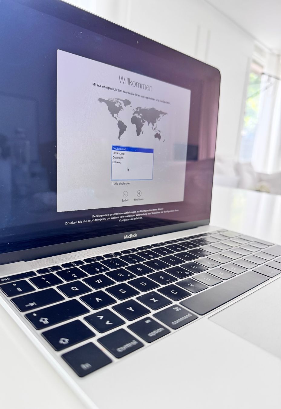 Apple Notebook: MacBook Retina 12-inch Early 2015 – Usato da Allschwil venduto da yari12 1