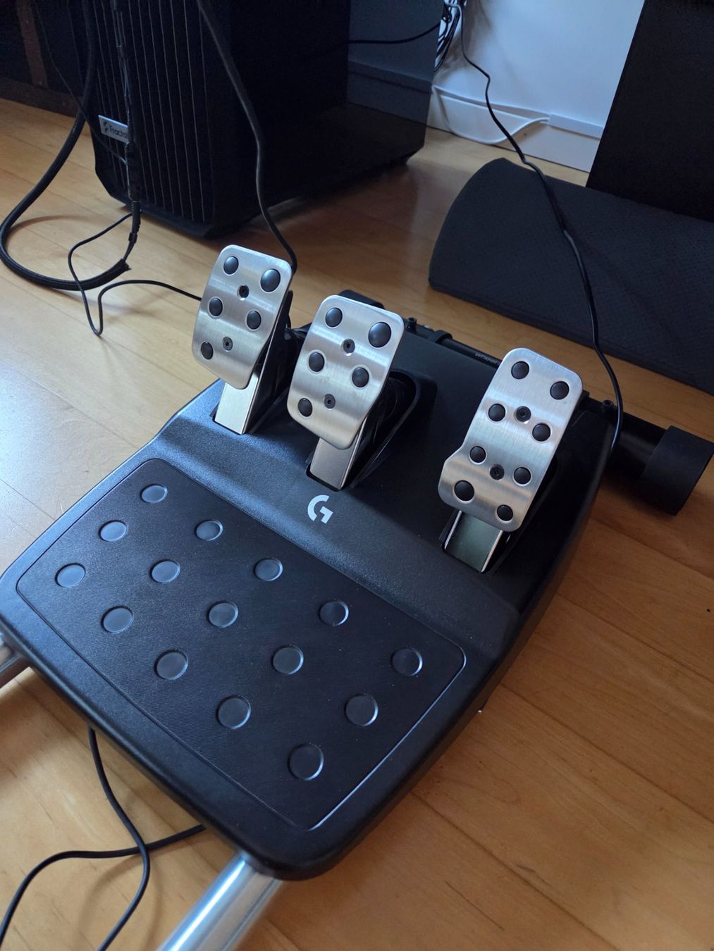 Logitech G923 für PC und PS5 mit Wheel Stand ProV2 Neuwertig (Gebraucht ...