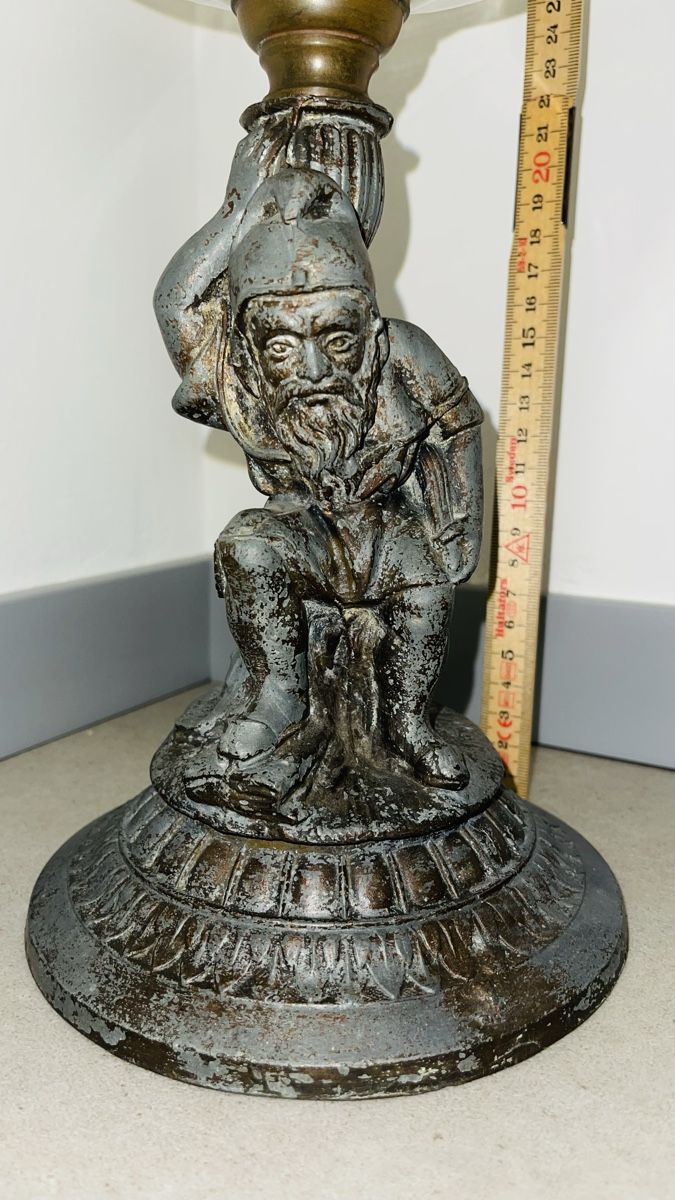 Lampade: Petroleumlampe Zwerg/Gnom 1880-1910 – Usato da Schönenbuch venduto da hug_f2ny 1