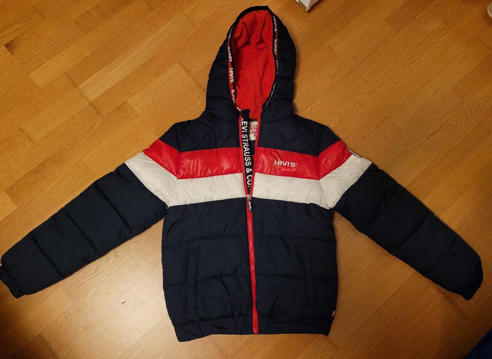 Levi's Giacche & Cappotti: Winterjacke Levi's Neu Gr. 164 – Nuovo (secondo la descrizione) da Biel/Bienne venduto da Aare5