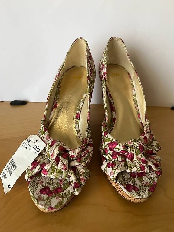 Scarpe da donna: Sandales à plateforme – Nuovo (secondo la descrizione) da Genève venduto da Moe22