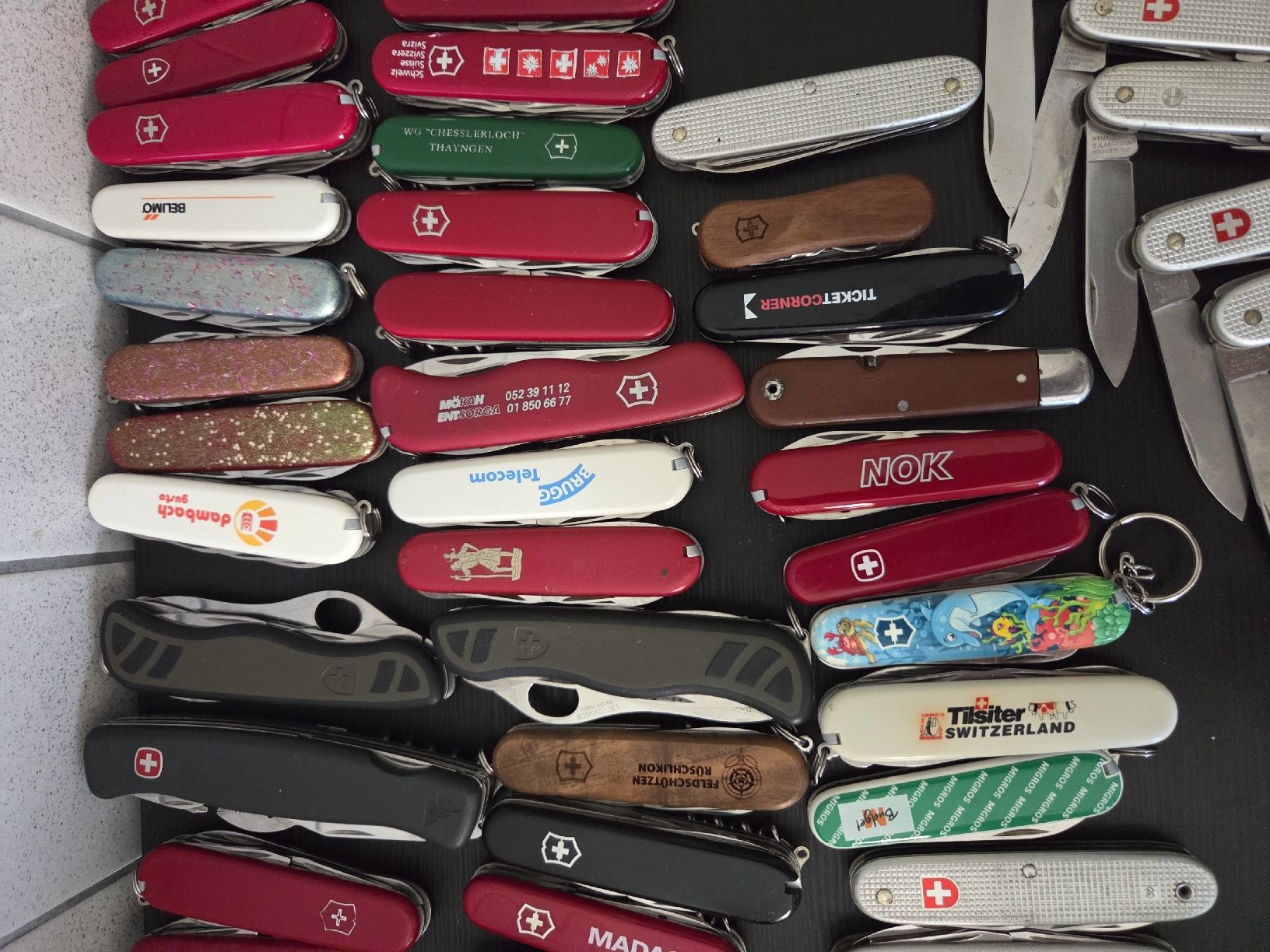 Victorinox Coltelli tascabile: Victorinox/Wenger Messer Konvolut  – Usato da Dietikon venduto da Allegra34 9