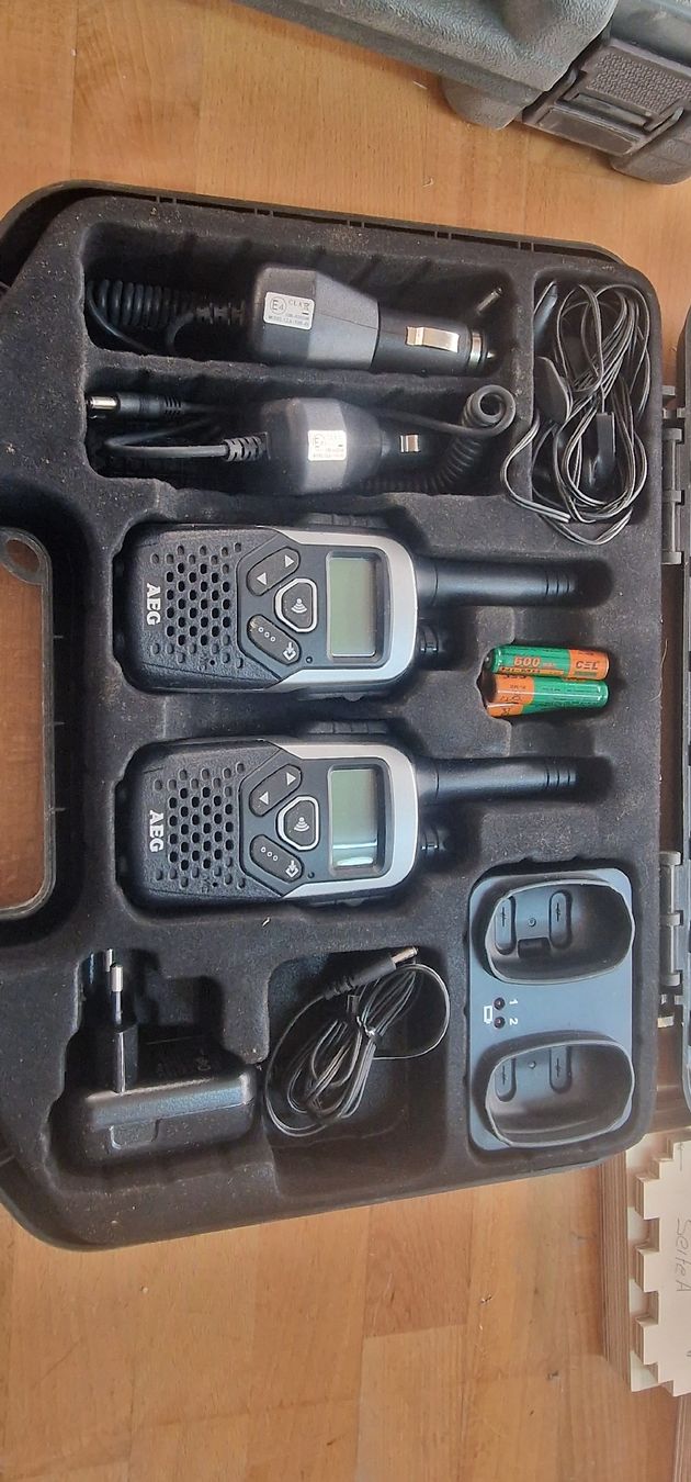 Technique de radiocom: Funkgerät  – D'occasion à Willisau par romakl