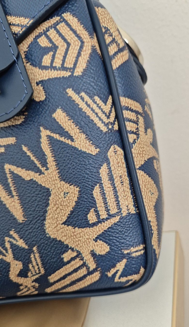 Maison Mollerus Borse da donna: Original Maison Mollerus 'MARLY' Maze Deep Blau, neu ab 1.-- – Nuovo e nell'imballaggio originale da Pfäffikon ZH venduto da Noelsa 8