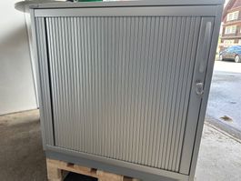 neuwertiger Korpus mit Schiebetüre 80x42x82cm
