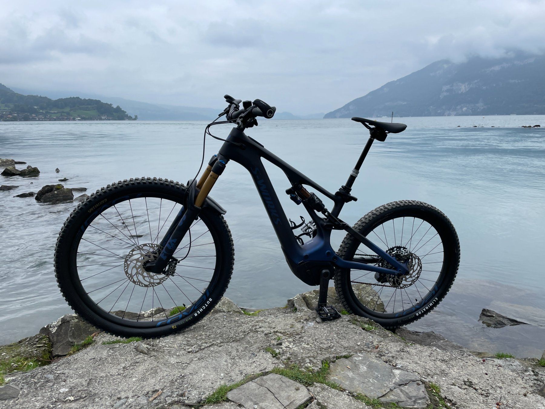 Specialized Biciclette: SPECIALIZED LEVO S-WORKS Carbon / E-Mountainbike Fully – Usato da Wilderswil venduto da floh1969