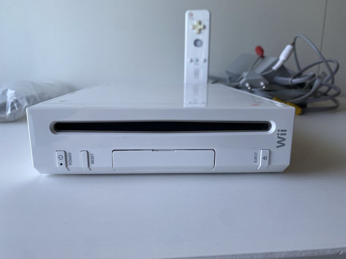 Nintendo Consoles: Wii – D'occasion à gontenschwil par JanKab311 1