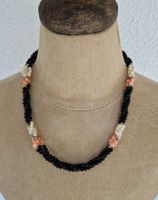 Vintage Kette 3-reihig: Perlmutt, Koralle & vermutlich Onix