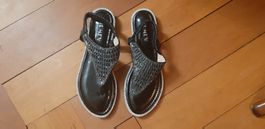 Glitzernde Sommersandale, neu, Grösse 38, schwarz, Top!