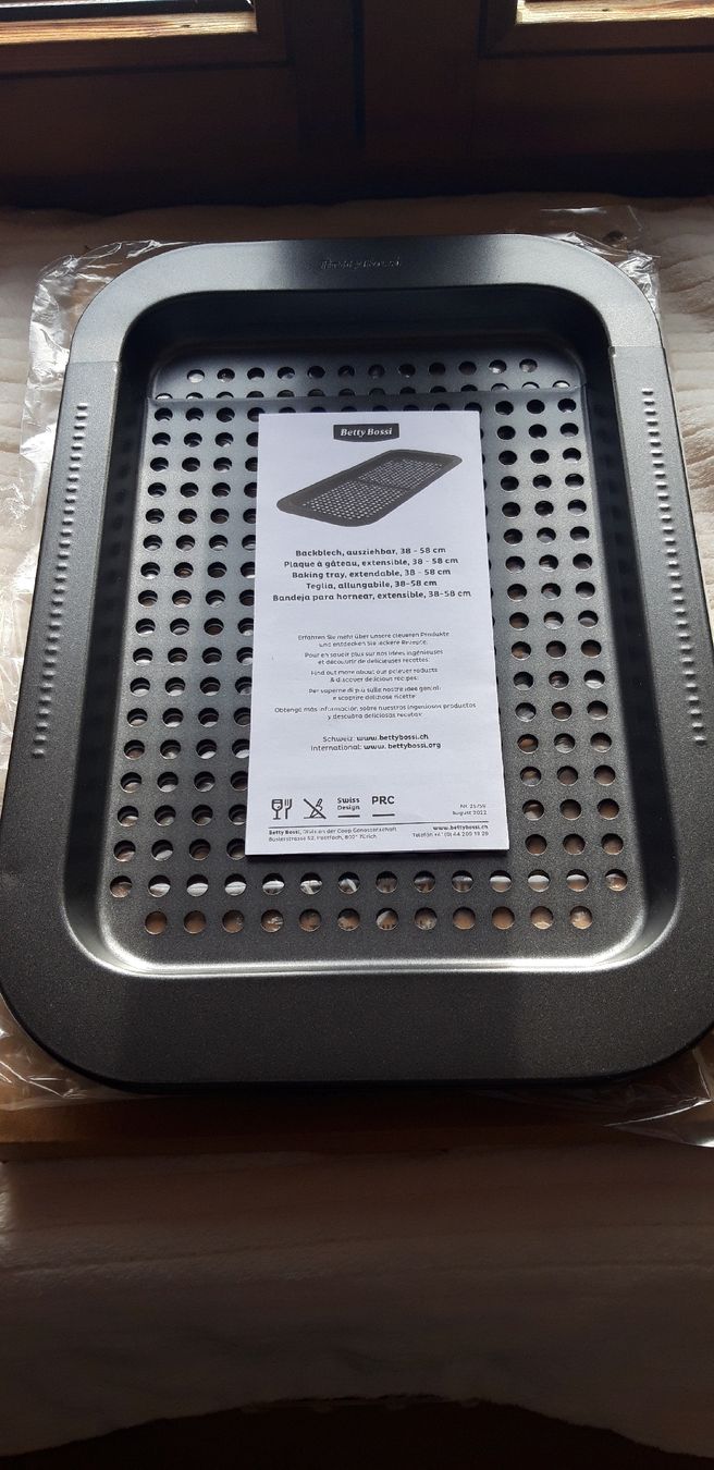 Insegne: Plaque à gâteau extensible  38-58cm - NEUF! – Nuovo e nell'imballaggio originale da Le Cerneux-Veusil venduto da Ruthm