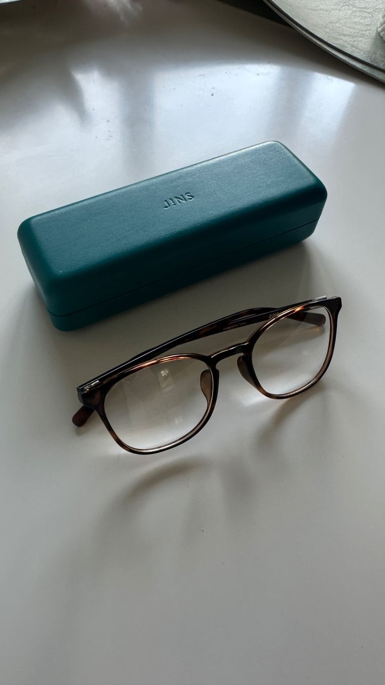 Brillen & Gläser: Stylische JINS Brille ohne Sehstärke – Neu und originalverpackt aus Chur von sivik 1