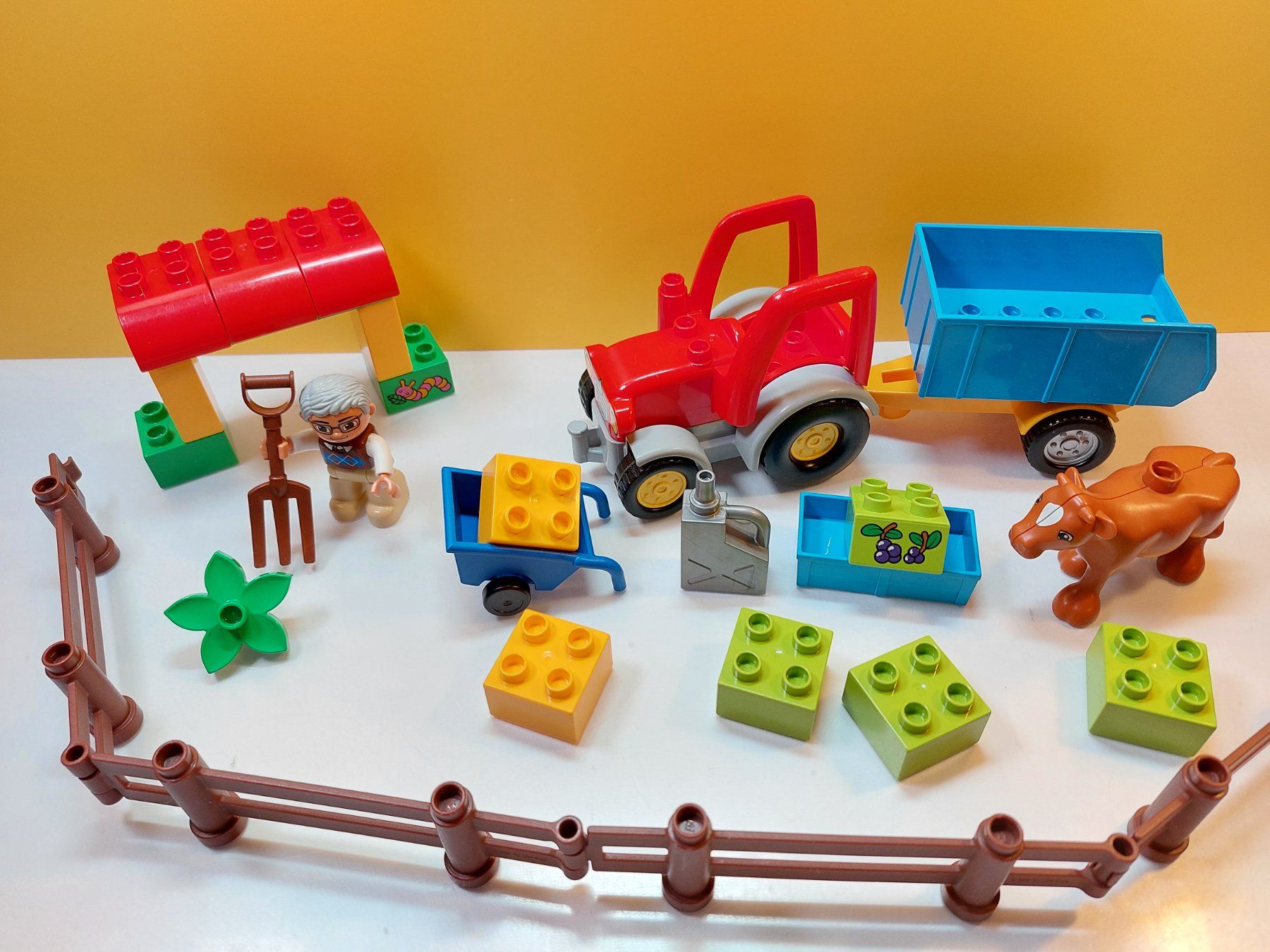 Lego Kit di costruzioni: LEGO Duplo 10524 Traktor mit Anhänger – Usato da St.Gallen venduto da TinasBauundSpiel 3