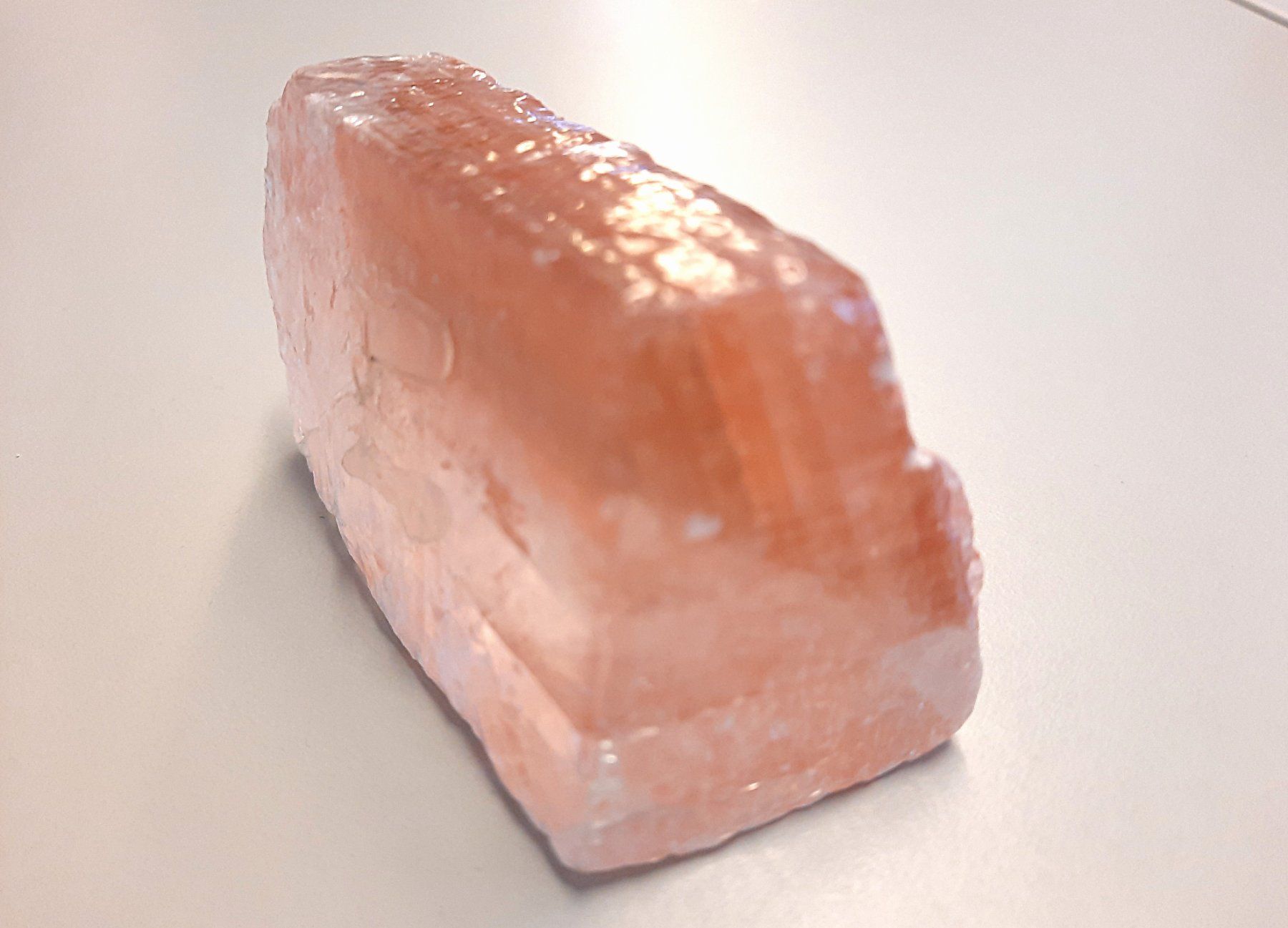 Mineralien & Heilsteine: Polierter rosa Calcit – Gebraucht aus Beinwil am See von Restwert_Beinwil 1