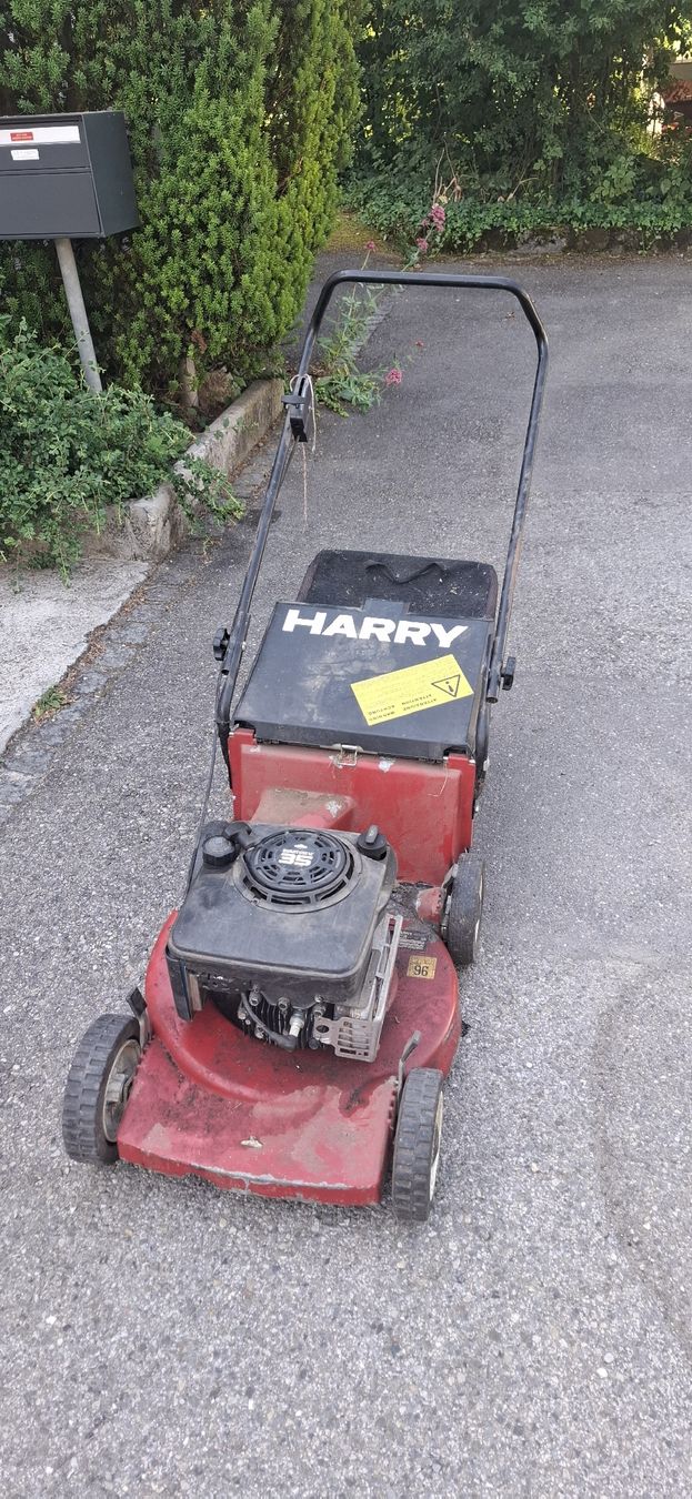 Tagliaerba: Profi Rasenmäher Benzin 35 von HARRY – Difettoso da Birsfelden venduto da rtfroeschli
