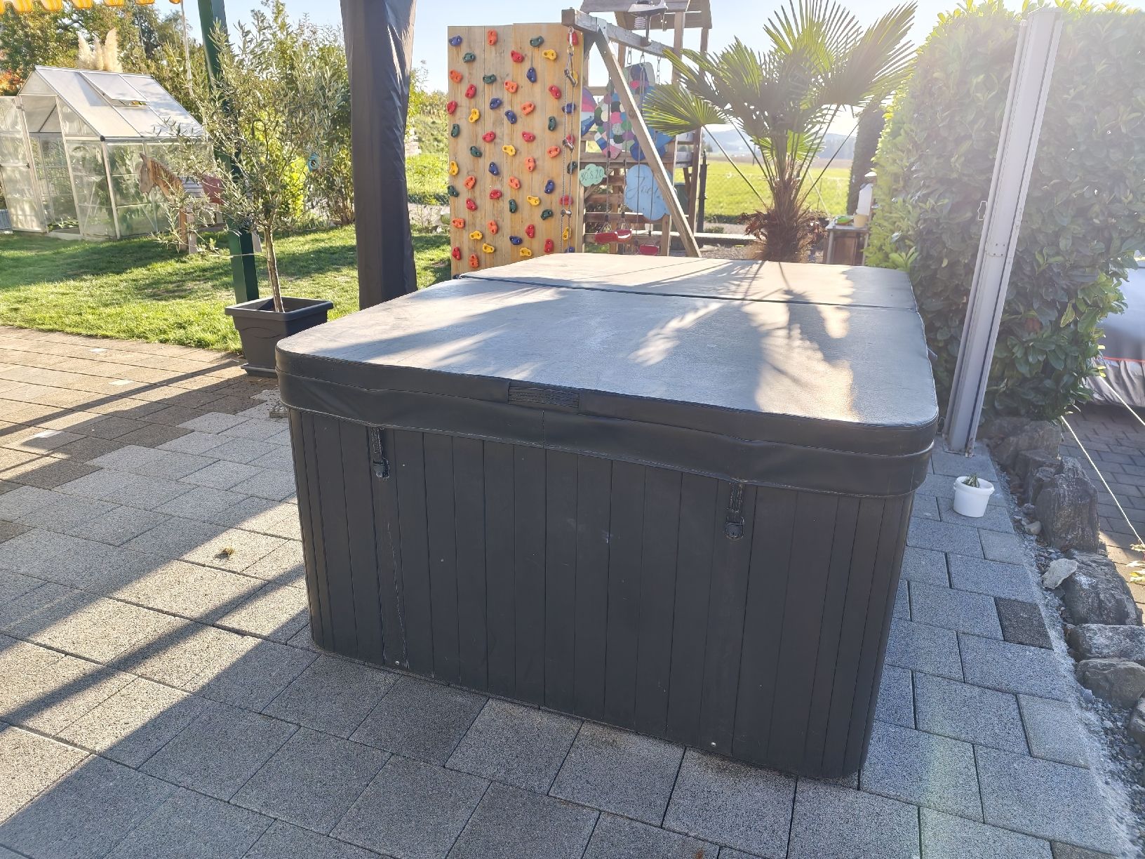 Whirlpool: Whirlpool Perfect Spa Los Angeles – Usato da Wileroltigen venduto da xwarlordx 5