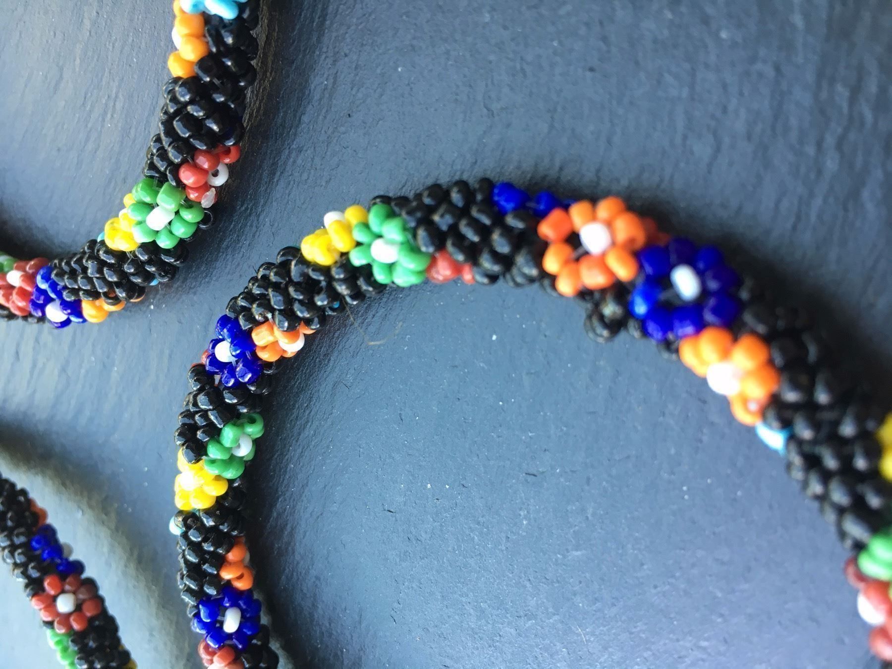 Armbänder & -reifen: Lot de 3 bracelets Massaï – Neu (gemäss Beschreibung) aus Veyrier von Leilazizou 4