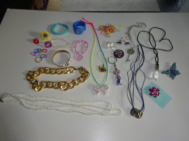 Naler 24-teiliger Schmuck Adventskalender Roségold - Mit Glasperlen, Kette & Armband