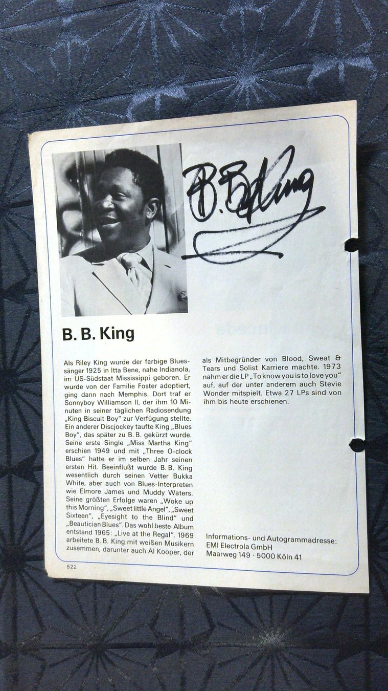 Autografi: B. B. King, Original Autogramm auf Ausschnitt – Usato da Salmsach venduto da aacs65