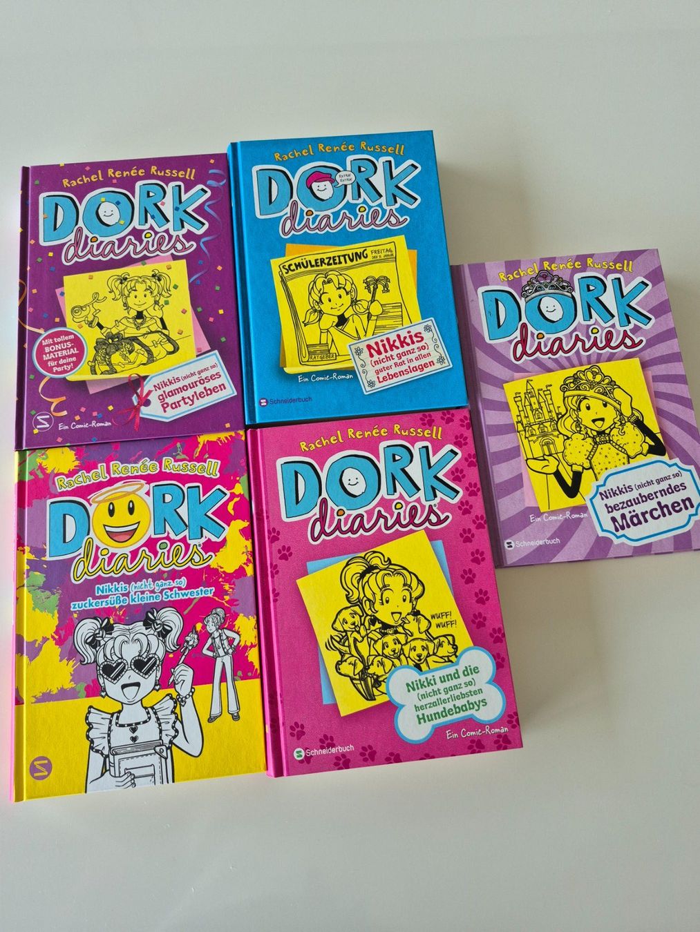 Livres: DORK diaries 5 Bücher – D'occasion à Dozwil par C.Stadler