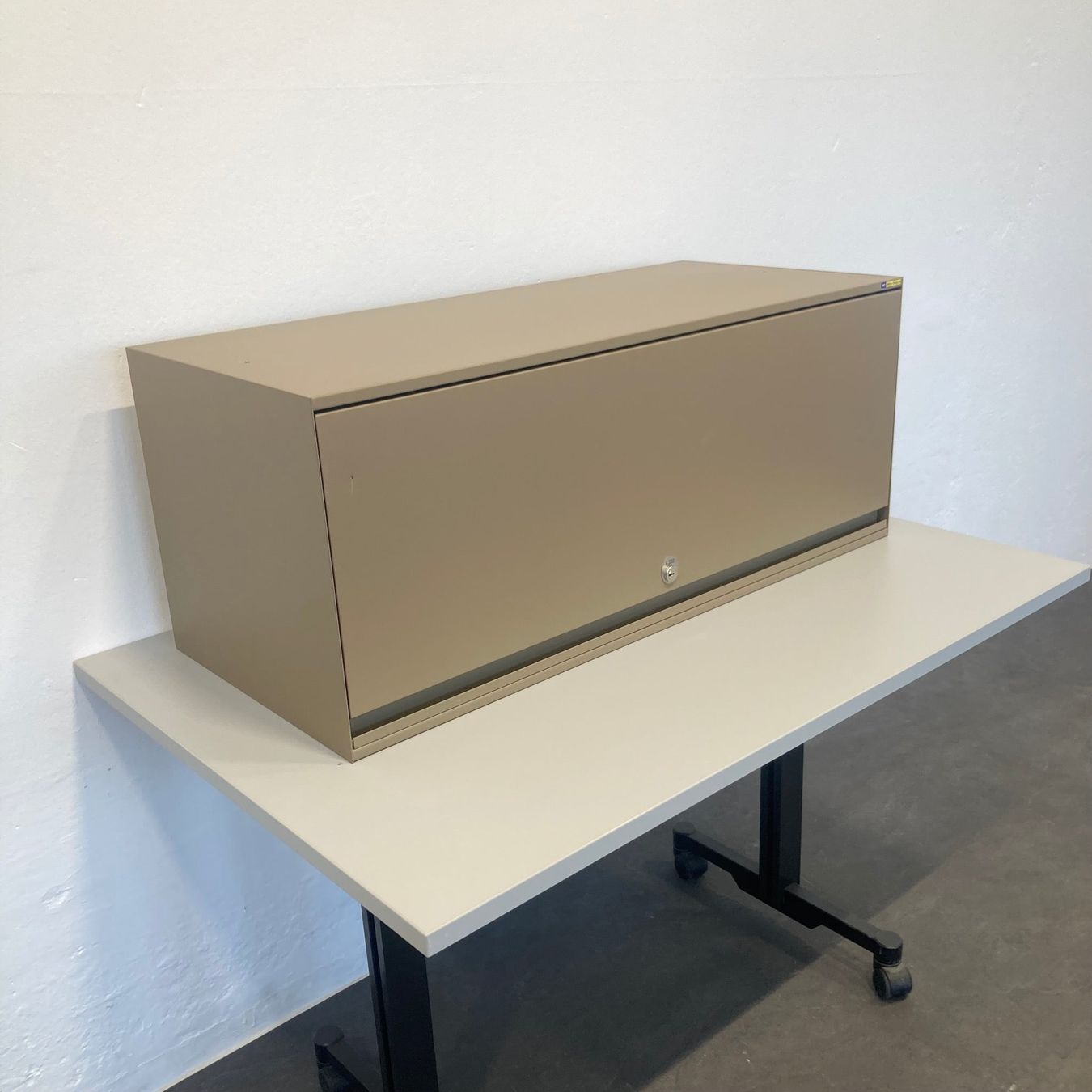 Lista Armadi: Lista Office LO Locker Modul Graubeige ohne – Usato da Schönenwerd venduto da mcofficeshop 2