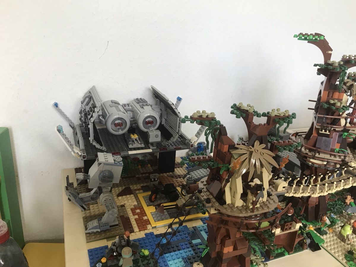 Lego Kit di costruzioni: Star Wars Lego Endor  moc +  base - Great Condition! – Usato da Thalwil venduto da Johnny_K 9