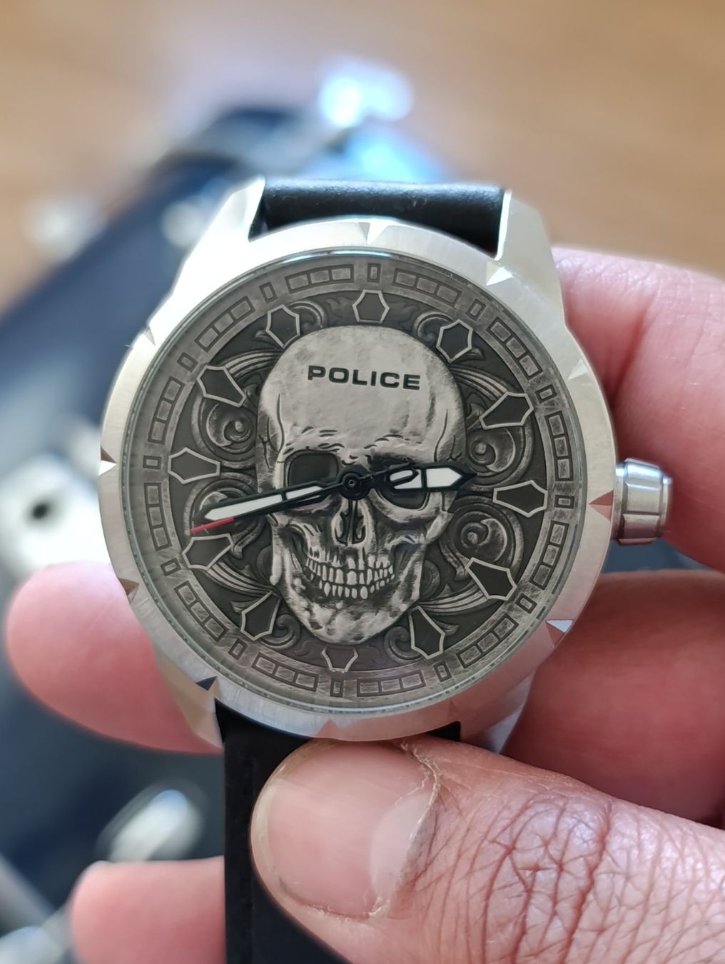 Bracciali & Braccialetti: Police Armbanduhr – Usato da Oftringen venduto da marsvolta 5