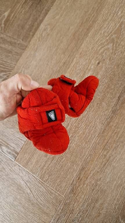 Scarpe per ragazzi: Baby Winterschuhe
Larissa, Affeltrangen – Usato da Affeltrangen venduto da ahornblattt