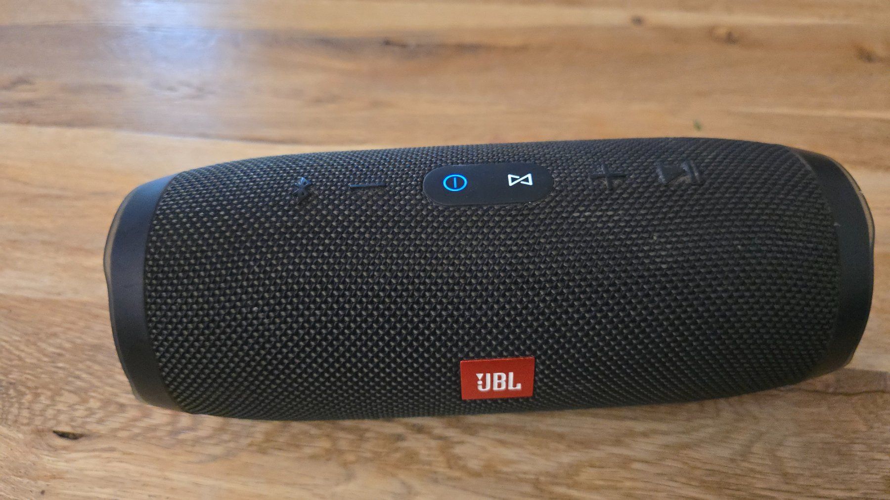 JBL Haut-parleurs: JBL CHARGE 3 top BASS – D'occasion à Wallisellen par theblacksheep 1