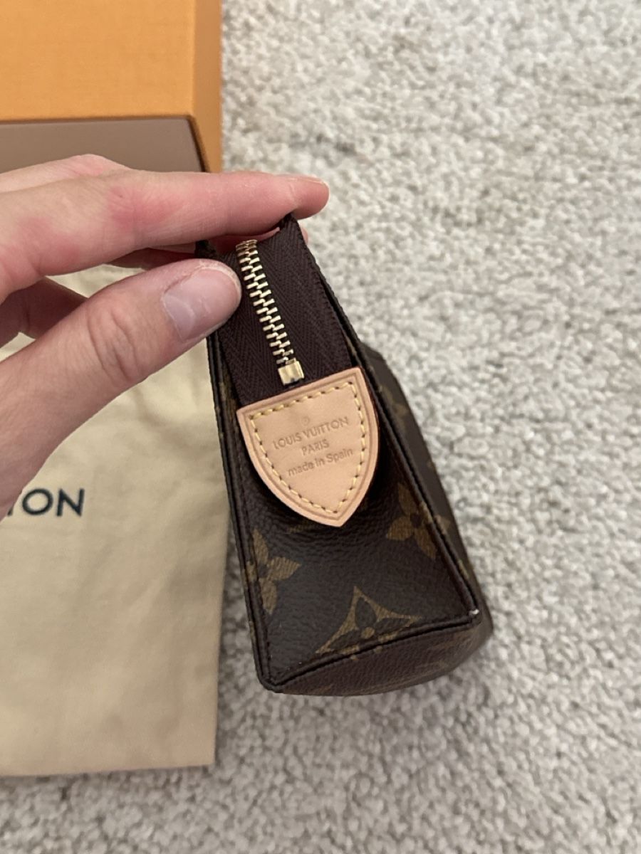 Louis Vuitton Custodie per cosmetici: Louis Vuitton toiletry Pouch 15 – Nuovo e nell'imballaggio originale da Zürich venduto da ken_n7dn 3