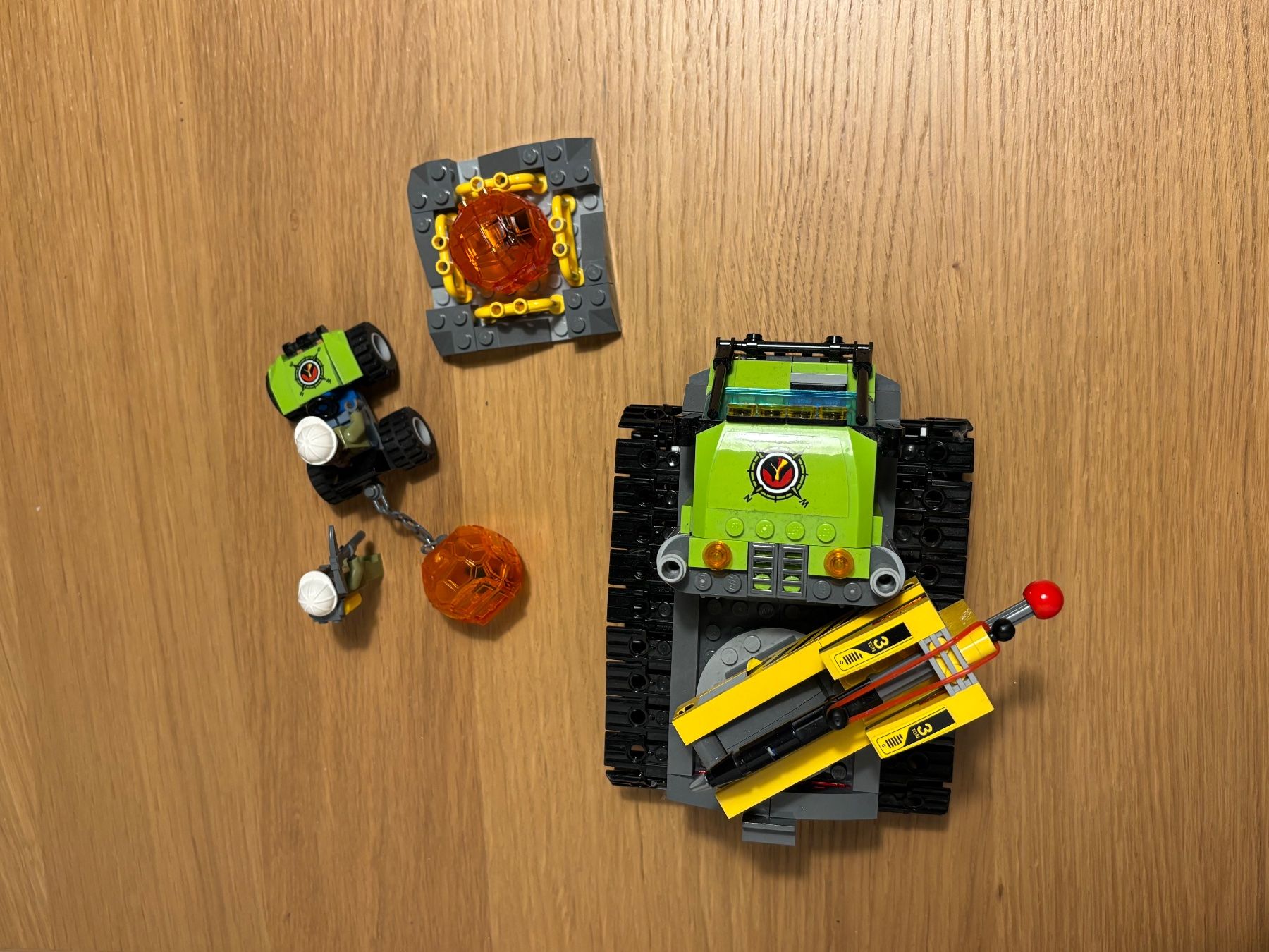 Giocattoli: Lego City Vulkan 60122 – Usato da Thalwil venduto da jes_w7vz 1