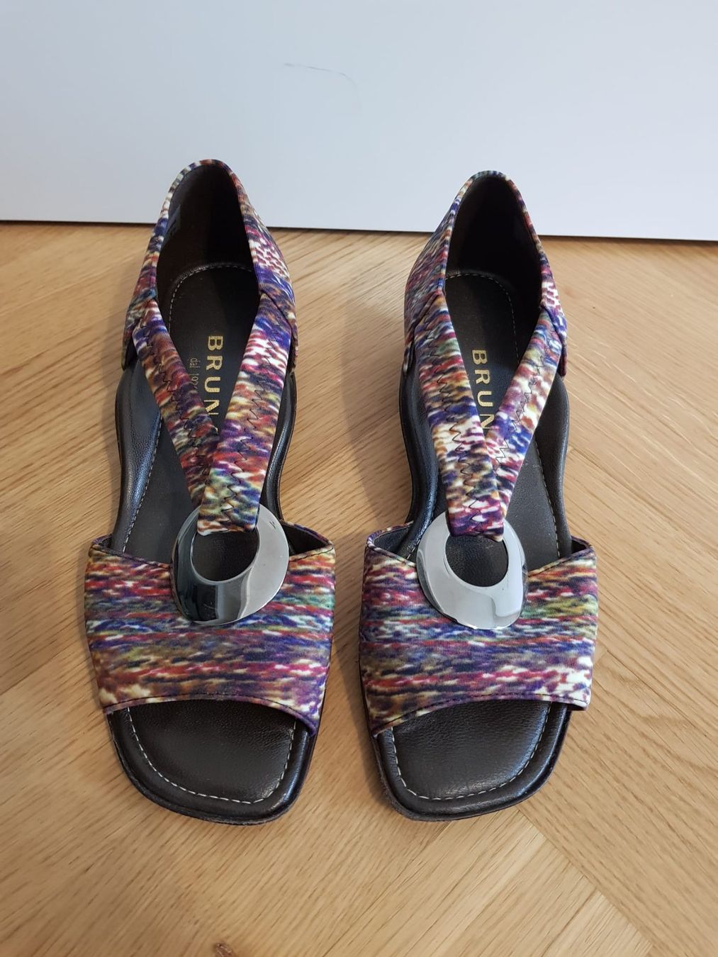 Brunate Scarpe da donna: Sommerschuh Brunate Grösse 37 – Usato da Küttigen venduto da JuChGa