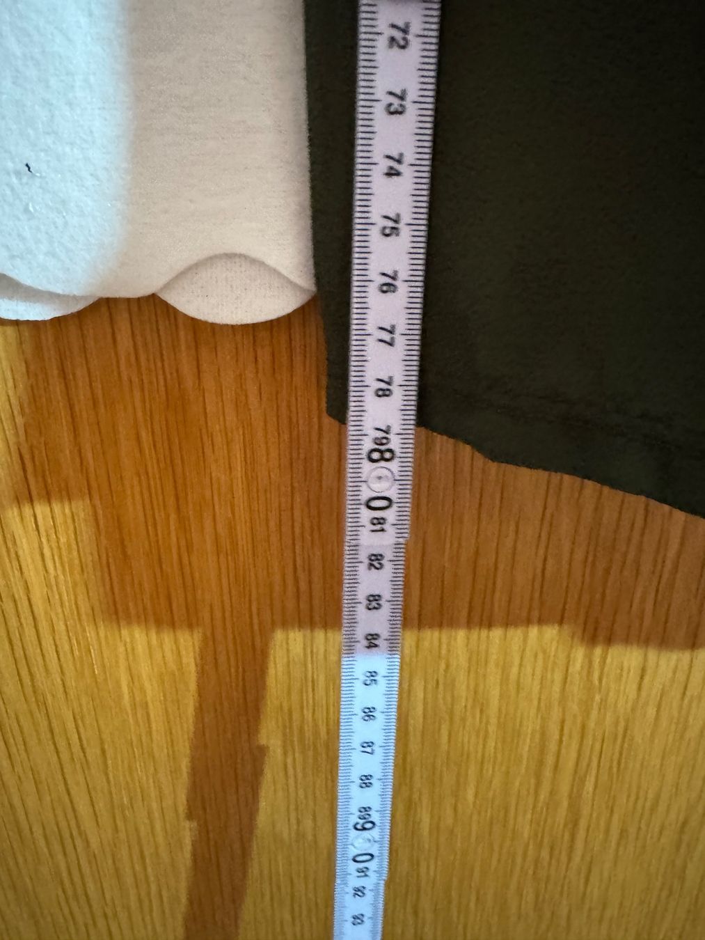 Tute: Sexy grüner Overall – Usato da Grosswangen venduto da second_hand_dress 3