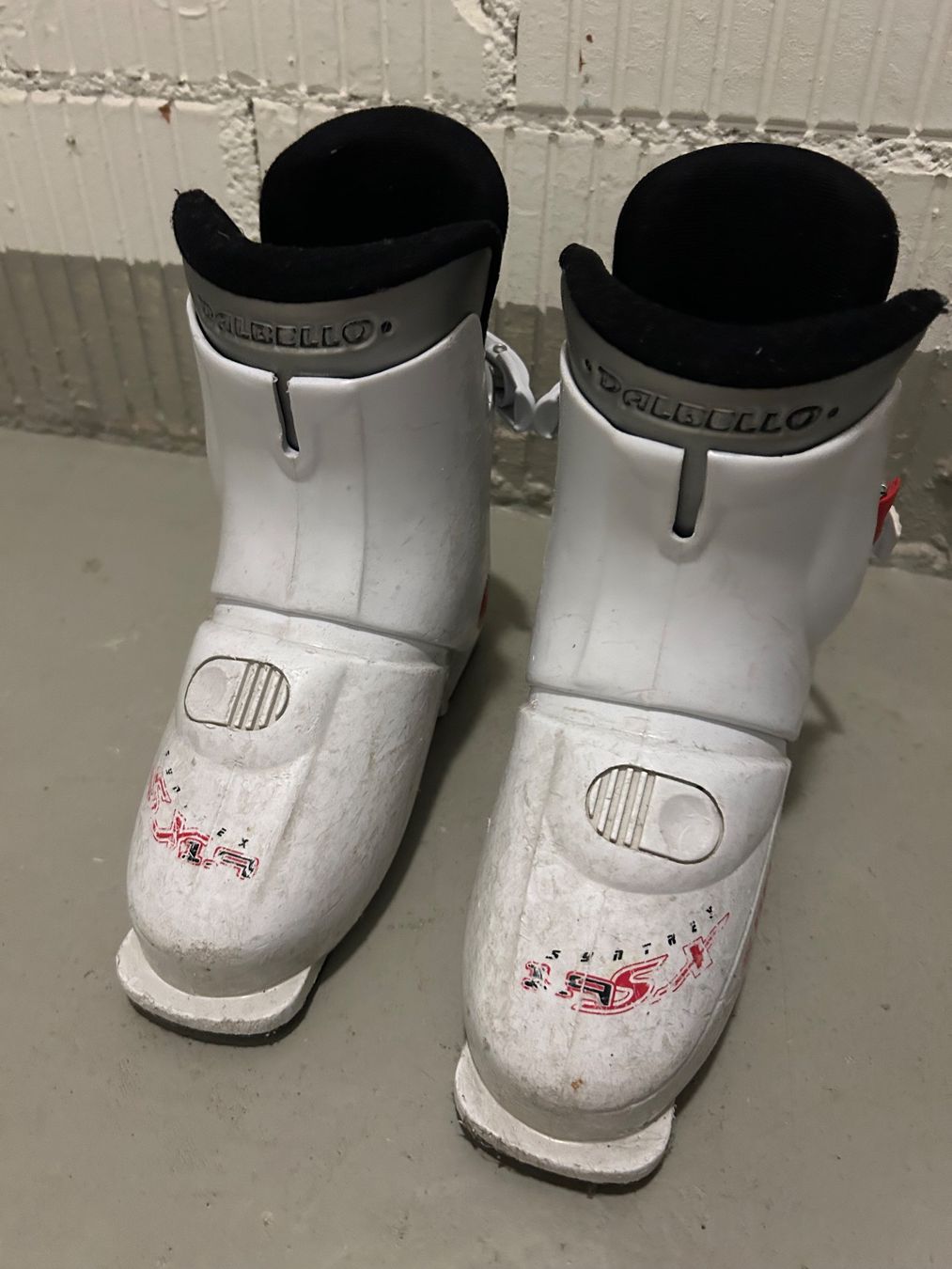 Scarpe da uomo: Skischuhe weiss – Usato da Wabern venduto da belka72 1