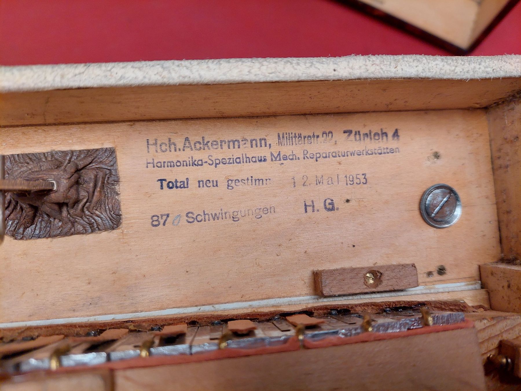 Musikinstrumente: Hercule Handorgel mit Dix-Stimmen / Verm. Schweizer Fabrikat – Defekt aus Davos-Platz von musikhauskollegger 2