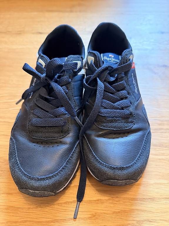 Scarpe per ragazzi: Turnschuh 35 – Usato da Schaan venduto da Egga1 1
