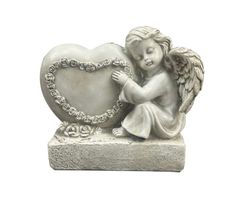 Engel Figur sitzend auf Stein mit Herz H16.5cm (98193)