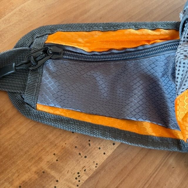 Taschen: XL Bauchtasche mit Extras, Rucksackersatz – Gebraucht aus Winterthur von ing_pd8f 7