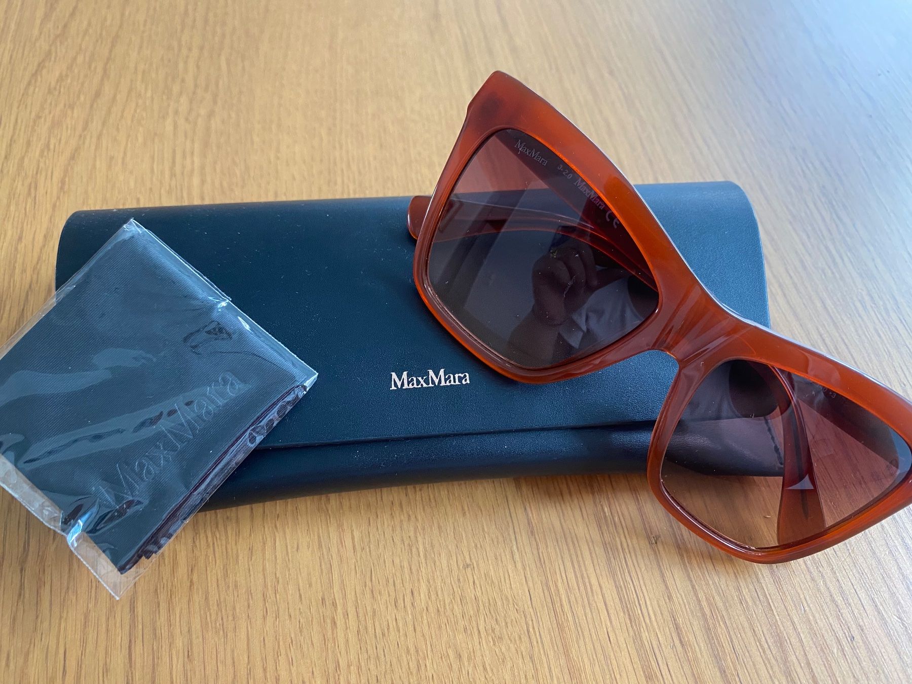 Occhiali & Lenti: MaxMara Sonnebrille – Usato da Wallisellen venduto da galgiu 3