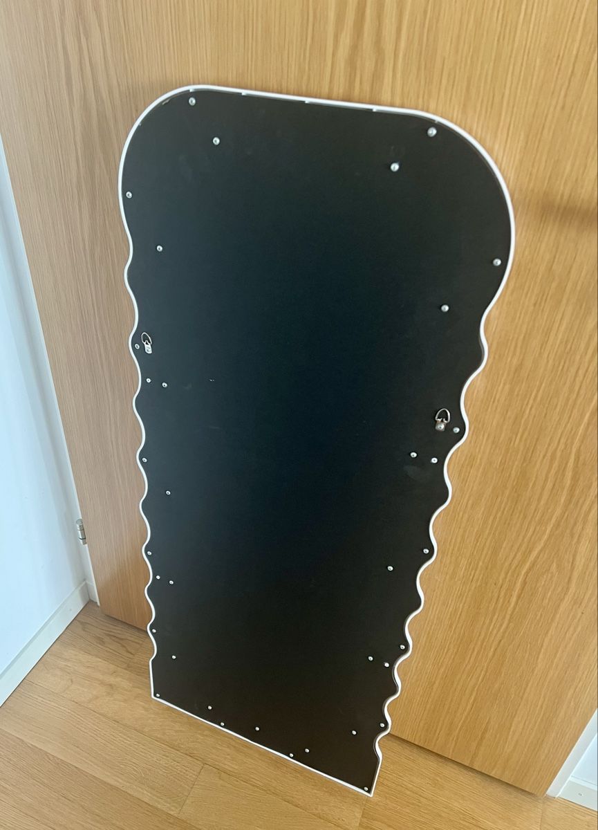 Specchi: Miroir wavy design / 110x45cm – Usato da Lausanne venduto da HomeDepose 1