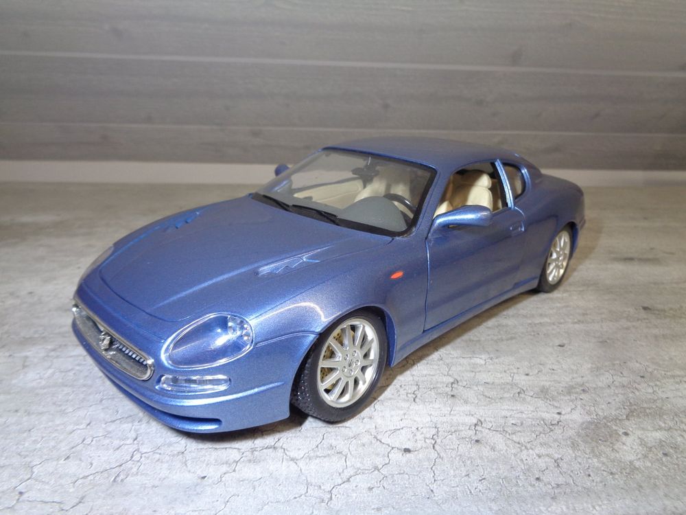 Burago Maserati 3200 GT 1998 – Miniature Collection échelle 1/24