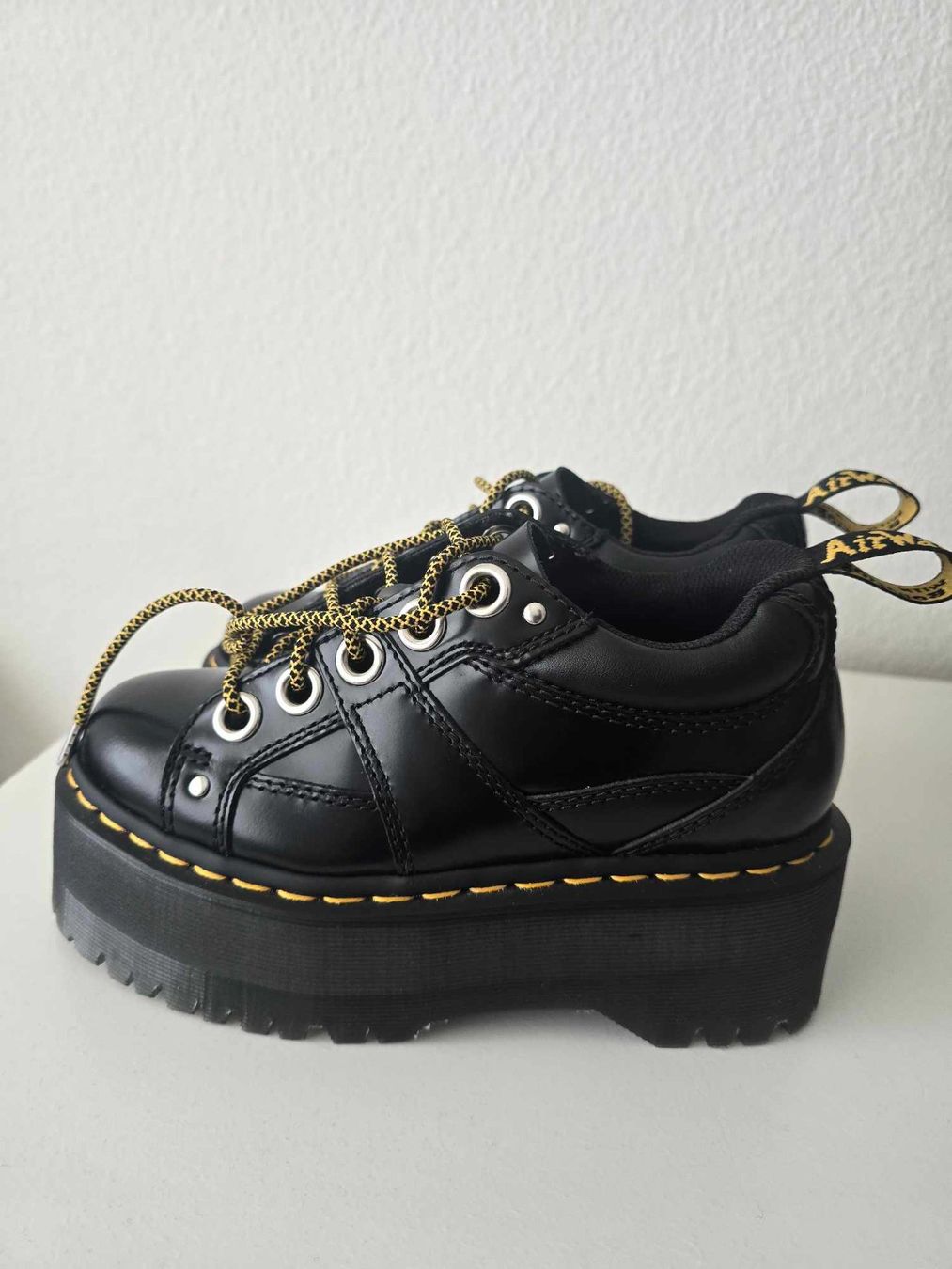 Scarpe da donna: Dr. Martens 5-Eye Max – Usato da Au ZH venduto da cody1990 1