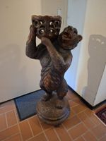 Antiker Bärenständer, handgeschnitzt, aus Holz Schnitzerei