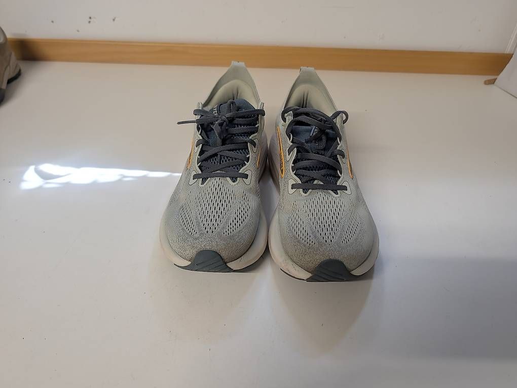 Brooks Herrenschuhe: Chaussures de course Brooks – Gebraucht aus La Chaux-de-Fonds von OmerovicBekir 2